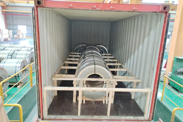 高品質(zhì)430不銹鋼帶啟運埃及，助力高端廚具制造